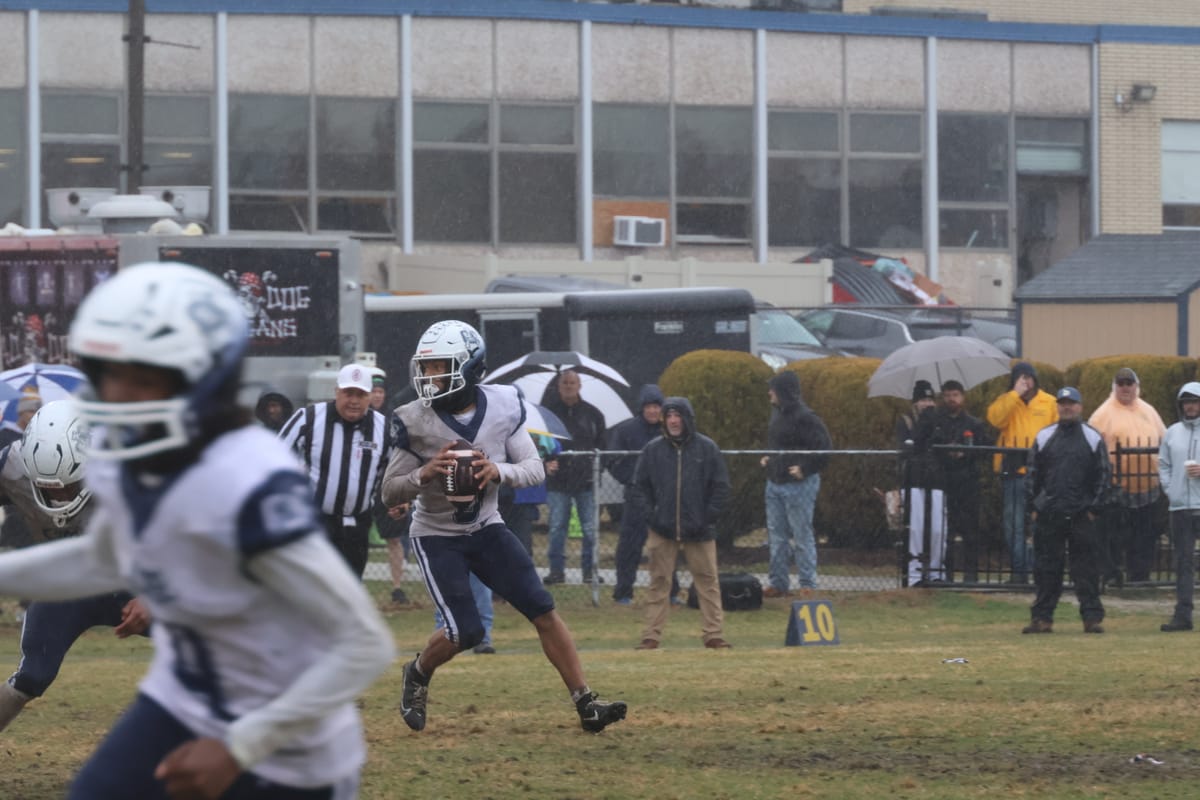 Die-Hard Thanksgiving Football Fans Brave Steady Rain to Support Atlantic City Vs. Holy Spirit Game