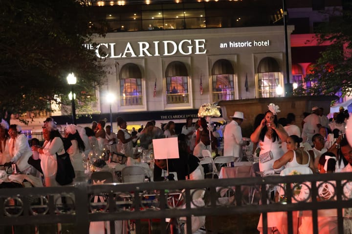 Le Diner en Blanc Becomes AC Tradition