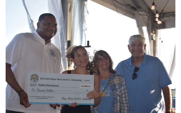 Postcard From Mayor Marty Small's Scholarship Dinner at Steele Pier